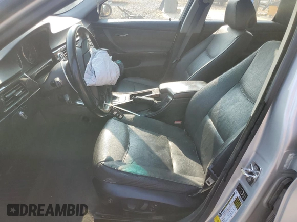 2007 BMW 3 Series 328i with VIN WBAVA33517PV63889, listed as a Copart auction lot 59160945 with 147,664 mi miles and Salvage title. Bid and sale history available at DreamBid. Image 7.