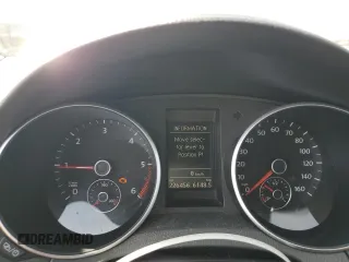 2013 Volkswagen Jetta TDI w/Sunroof & Nav с VIN 3VWPL7AJ5DM647564, выставлен на аукционе Copart как лот 58786495 с пробегом 226 456 миль миль и Списание • Salvage title. История ставок и продаж доступна на DreamBid. Изображение 9.