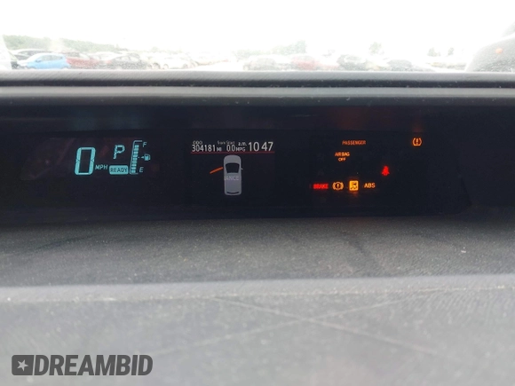 2014 Toyota Prius One z VIN JTDKDTB33E1084788, wystawiony jako IAAI lot #42440966 z przebiegiem 304 181 mil mil oraz . Historia ofert i sprzedaży dostępna na DreamBid. Obrazek 7.