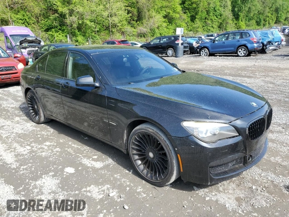 2010 BMW 7 Series 750i xDrive z VIN WBAKC6C51AC393403, wystawiony jako Copart lot #55905495 z przebiegiem 126 744 mil mil oraz Czysty tytuł • Clean title. Historia ofert i sprzedaży dostępna na DreamBid. Obrazek 4.
