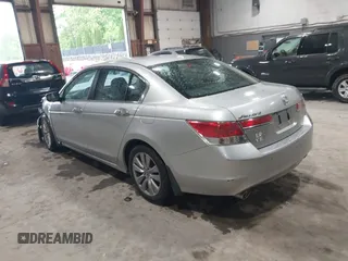 2012 Honda Accord EX-L z VIN 1HGCP3F85CA009624, wystawiony jako IAAI lot #42198643 z przebiegiem 85 790 mil mil oraz . Historia ofert i sprzedaży dostępna na DreamBid. Obrazek 3.