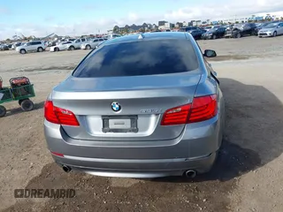 2011 BMW 5 Series 535i with VIN WBAFR7C53BC800547, listed as a IAAI auction lot 41510473 with 194,429 mi miles and . Bid and sale history available at carsss.com. Image 17.