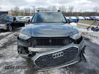 2023 Audi Q5 S line Premium with VIN WA1GAAFY3P2041102, listed as a Copart auction lot 45339405 with 0 mi miles and Salvage Title. Bid and sale history available at carsss.com. Image 5.