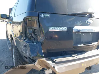 2012 Ford Expedition XLT with VIN 1FMJU1H58CEF24224, listed as a IAAI auction lot 42027523 with 187,764 mi miles and . Bid and sale history available at DreamBid. Image 6.