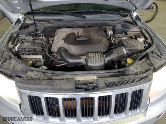 2011 Jeep Grand Cherokee Limited with VIN 1J4RR5GG3BC575251, listed as a Copart auction lot 49248985 with 199,962 mi miles and Salvage Title. Bid and sale history available at carsss.com. Image 12.
