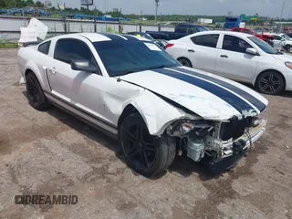 2005 Ford Mustang Deluxe with VIN 1ZVFT80N455119446, listed as a IAAI auction lot 42586192 with 138,195 mi miles and . Bid and sale history available at DreamBid. Image 1.