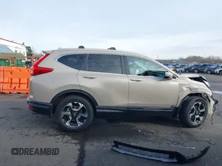 2017 Honda CR-V Touring with VIN 5J6RW2H99HL002127, listed as a IAAI auction lot 41517919 with 18,367 mi miles. Bid and sale history available at carsss.com. Image 14.