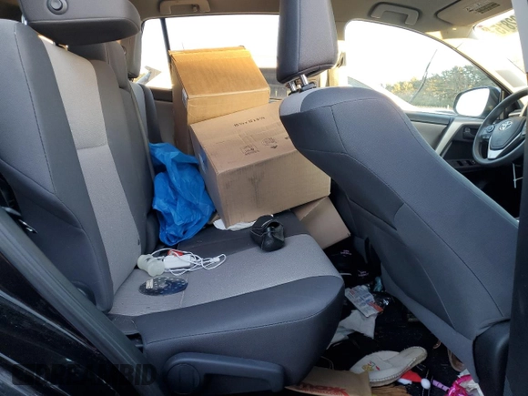 2015 Toyota RAV4 LE with VIN 2T3BFREV3FW361260, listed as a Copart auction lot 87902815 with 153,018 mi miles and Salvage Title. Bid and sale history available at carsss.com. Image 11.