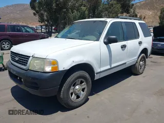 2005 Ford Explorer XLS z VIN 1FMZU62K85UA25172, wystawiony jako IAAI lot #42632323 z przebiegiem 360 978 mil mil oraz . Historia ofert i sprzedaży dostępna na DreamBid. Obrazek 2.