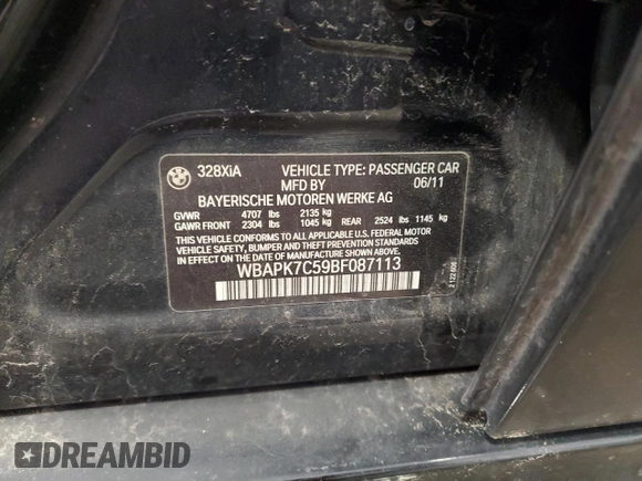 2011 BMW 3 Series 328i xDrive z VIN WBAPK7C59BF087113, wystawiony jako Copart lot #59184715 z przebiegiem Nie podano mil oraz Czysty tytuł • Clean title. Historia ofert i sprzedaży dostępna na DreamBid. Obrazek 12.