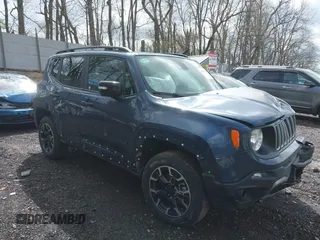 2023 Jeep Renegade Latitude z VIN ZACNJDB17PPP61612, wystawiony jako IAAI lot #42051755 z przebiegiem 13 013 mil mil oraz . Historia ofert i sprzedaży dostępna na DreamBid. Obrazek 1.