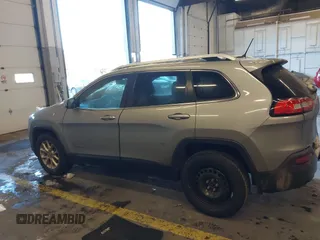 2015 Jeep Cherokee Latitude with VIN 1C4PJMCS5FW510298, listed as a IAAI auction lot 41518453 with 99,568 mi miles and . Bid and sale history available at DreamBid. Image 15.