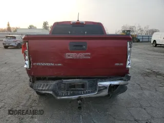 2018 GMC Canyon 2WD SLE with VIN 1GTG5CEN3J1243058, listed as a Copart auction lot 83269634 with 43,988 mi miles and Salvage Title. Bid and sale history available at carsss.com. Image 6.