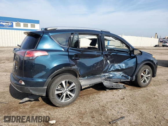 2018 Toyota RAV4 XLE z VIN JTMRFREV1JJ242564, wystawiony jako Copart lot #59093405 z przebiegiem 111 174 mil mil oraz Szkoda całkowita • Salvage title. Historia ofert i sprzedaży dostępna na DreamBid. Obrazek 3.