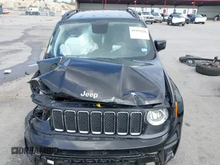 2020 Jeep Renegade Latitude with VIN ZACNJABB8LPL44436, listed as a IAAI auction lot 41919226 with 71,600 mi miles and . Bid and sale history available at DreamBid. Image 13.