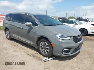 2022 Chrysler Pacifica Hybrid Limited с VIN 2C4RC1S71NR144992, выставлен на аукционе IAAI как лот 42023950 с пробегом 85 063 миль миль и . История ставок и продаж доступна на DreamBid. Изображение 1.
