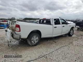 2022 Ram 2500 Tradesman z VIN 3C6UR4HJ5NG383634, wystawiony jako Copart lot #86321144 z przebiegiem 96 421 mil mil oraz Nie do naprawy • Non repairable. Historia ofert i sprzedaży dostępna na DreamBid. Obrazek 3.