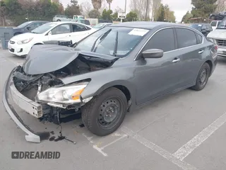 2014 Nissan Altima 2.5 S with VIN 1N4AL3AP5EN332279, listed as a IAAI auction lot 42022777 with 187,344 mi miles. Bid and sale history available at carsss.com. Image 2.