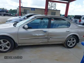 2001 Nissan Maxima GXE z VIN JN1CA31D61T622506, wystawiony jako IAAI lot #42344837 z przebiegiem 128 764 mil mil oraz . Historia ofert i sprzedaży dostępna na DreamBid. Obrazek 6.