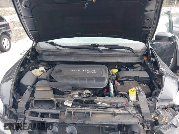 2016 Jeep Cherokee Latitude with VIN 1C4PJMCB9GW130611, listed as a IAAI auction lot 41285929 with 146,179 mi miles and . Bid and sale history available at DreamBid. Image 10.