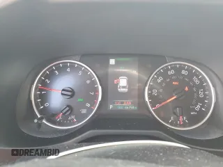 2022 Toyota RAV4 XLE z VIN 2T3P1RFV2NC277952, wystawiony jako Copart lot #61972445 z przebiegiem 46 798 mil mil oraz Szkoda całkowita • Salvage title. Historia ofert i sprzedaży dostępna na DreamBid. Obrazek 9.
