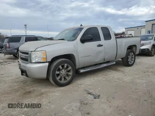 2010 Chevrolet Silverado 1500 LS with VIN 1GCSCREA3AZ173370, listed as a Copart auction lot 46848695 with 88,374 mi miles and Salvage Title. Bid and sale history available at carsss.com. Image 1.