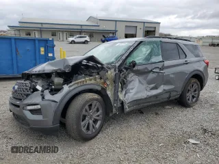 2023 Ford Explorer XLT z VIN 1FMSK7DH7PGB78027, wystawiony jako Copart lot #49334195 z przebiegiem 43 593 mil mil oraz Szkoda całkowita • Salvage title. Historia ofert i sprzedaży dostępna na DreamBid. Obrazek 1.
