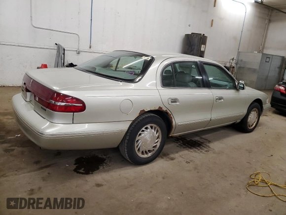 1997 Lincoln Continental with VIN 1LNLM97V3VY701840, listed as a Copart auction lot 84495824 with 166,022 mi miles and Clean Title. Bid and sale history available at carsss.com. Image 3.