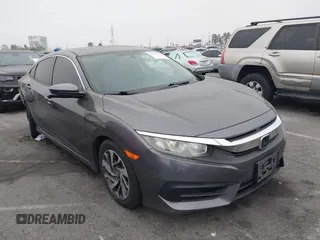 2017 Honda Civic EX z VIN 2HGFC2F79HH535323, wystawiony jako IAAI lot #42396723 z przebiegiem 80 460 mil mil oraz . Historia ofert i sprzedaży dostępna na DreamBid. Obrazek 1.