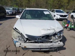 2005 Toyota Camry LE with VIN JTDBF30K650165746, listed as a IAAI auction lot 42066944 with 205,829 mi miles and . Bid and sale history available at DreamBid. Image 12.
