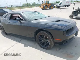 2018 Dodge Challenger SXT z VIN 2C3CDZAG9JH172319, wystawiony jako IAAI lot #42046316 z przebiegiem 78 346 mil mil oraz . Historia ofert i sprzedaży dostępna na DreamBid. Obrazek 1.