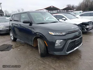 2020 Kia Soul S with VIN KNDJ23AU6L7121354, listed as a IAAI auction lot 41522878 with 79,136 mi miles. Bid and sale history available at carsss.com. Image 1.