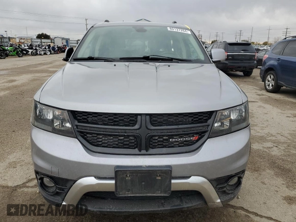 2019 Dodge Journey Crossroad z VIN 3C4PDDGGXKT771293, wystawiony jako Copart lot #80137264 z przebiegiem 101 396 mil mil oraz Szkoda całkowita • Salvage title. Historia ofert i sprzedaży dostępna na DreamBid. Obrazek 5.