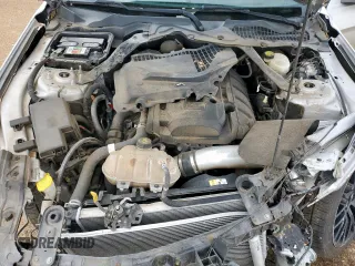 2016 Ford Mustang EcoBoost z VIN 1FA6P8TH4G5326330, wystawiony jako Copart lot #57402025 z przebiegiem 108 229 mil mil oraz Szkoda całkowita • Salvage title. Historia ofert i sprzedaży dostępna na DreamBid. Obrazek 11.