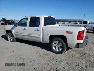 2011 Chevrolet Silverado 1500 LT with VIN 3GCPKSE35BG229070, listed as a Copart auction lot 53318815 with 183,395 mi miles and Salvage Title. Bid and sale history available at DreamBid. Image 2.