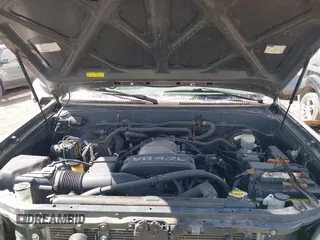 2003 Toyota Sequoia SR5 with VIN 5TDBT44A63S194948, listed as a IAAI auction lot 41865958 with 241,207 mi miles and . Bid and sale history available at DreamBid. Image 10.