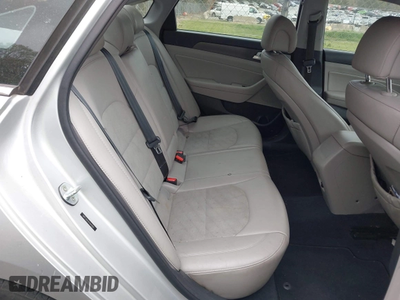 2015 Hyundai Sonata Limited with VIN 5NPE34AFXFH041898, listed as a IAAI auction lot 41929114 with 151,429 mi miles and . Bid and sale history available at carsss.com. Image 8.
