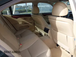 2007 Lexus LS 460 with VIN JTHBL46F975046019, listed as a IAAI auction lot 41774394 with 164,470 mi miles. Bid and sale history available at carsss.com. Image 8.