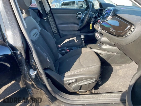 2016 FIAT 500X Pop с VIN ZFBCFXAW7GP341441, выставлен на аукционе Copart как лот 45881755 с пробегом 90 000 миль миль и Чистый • Clean title. История ставок и продаж доступна на DreamBid. Изображение 5.
