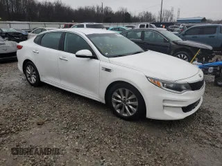 2017 Kia Optima LX z VIN 5XXGT4L3XHG122359, wystawiony jako Copart lot #43523765 z przebiegiem 137 668 mil mil oraz Szkoda całkowita • Salvage title. Historia ofert i sprzedaży dostępna na DreamBid. Obrazek 4.