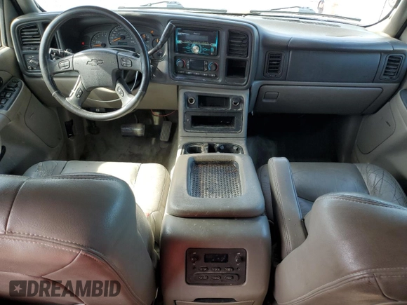 2004 Chevrolet Suburban LT z VIN 1GNEC16Z34J242670, wystawiony jako Copart lot #60987725 z przebiegiem 277 961 mil mil oraz Szkoda całkowita • Salvage title. Historia ofert i sprzedaży dostępna na DreamBid. Obrazek 8.