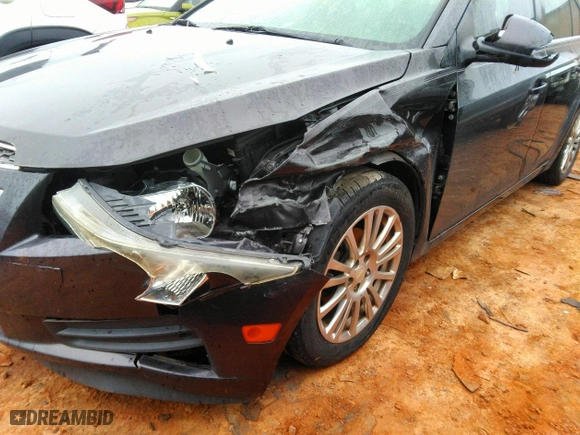 2014 Chevrolet Cruze ECO with VIN 1G1PH5SB5E7479591, listed as a IAAI auction lot 41097229 with 143,468 mi miles. Bid and sale history available at carsss.com. Image 6.