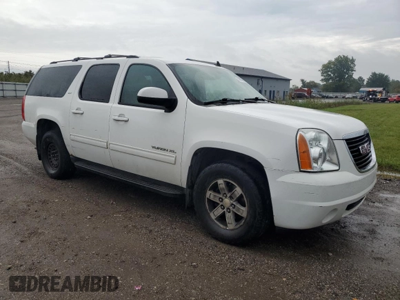 2013 GMC Yukon XL SLT with VIN 1GKS1KE0XDR217149, listed as a Copart auction lot 72897044 with 211,862 mi miles and Clean Title. Bid and sale history available at carsss.com. Image 4.
