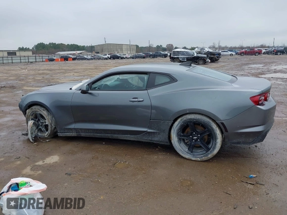 2020 Chevrolet Camaro 1LT z VIN 1G1FB1RX9L0128079, wystawiony jako IAAI lot #41173693 z przebiegiem 88 846 mil mil oraz . Historia ofert i sprzedaży dostępna na DreamBid. Obrazek 14.