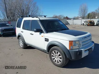 2006 Land Rover LR3 SE with VIN SALAE25456A378131, listed as a IAAI auction lot 41682616 with 172,420 mi miles. Bid and sale history available at carsss.com. Image 1.