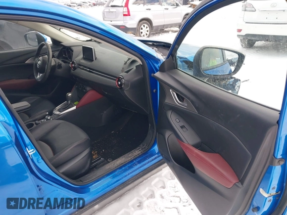 2016 Mazda CX-3 Touring z VIN JM1DKFC72G0138818, wystawiony jako IAAI lot #41371058 z przebiegiem 44 309 mil mil oraz . Historia ofert i sprzedaży dostępna na DreamBid. Obrazek 5.