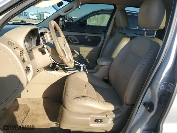 2007 Ford Escape Limited with VIN 1FMYU04187KA40993, listed as a Copart auction lot 88273655 with 209,209 mi miles and Salvage Title. Bid and sale history available at carsss.com. Image 7.
