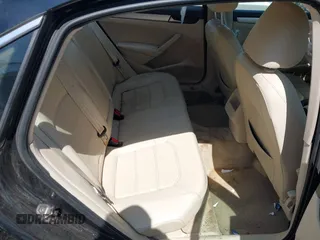 2012 Volkswagen Passat SE z VIN 1VWBH7A37CC065205, wystawiony jako IAAI lot #41977813 z przebiegiem Nie podano mil oraz . Historia ofert i sprzedaży dostępna na DreamBid. Obrazek 8.