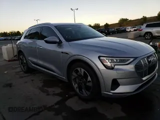 2022 Audi e-tron Premium with VIN WA1AAAGE3NB023738, listed as a Copart auction lot 72651284 with 35,531 mi miles and Salvage Title. Bid and sale history available at DreamBid. Image 14.