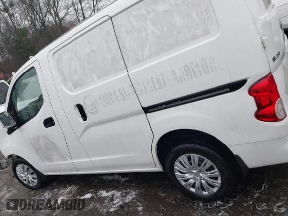 2017 Nissan NV200 Compact Cargo S with VIN 3N6CM0KN1HK715381, listed as a IAAI auction lot 41523154 with 150,448 mi miles. Bid and sale history available at carsss.com. Image 14.